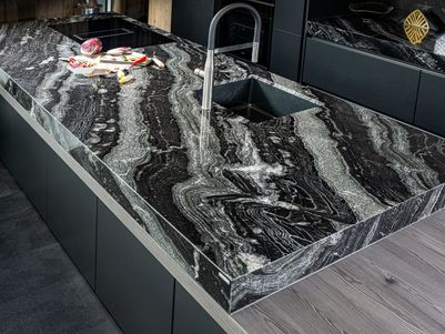 Naturstein Black Canyon poliert von Strasser